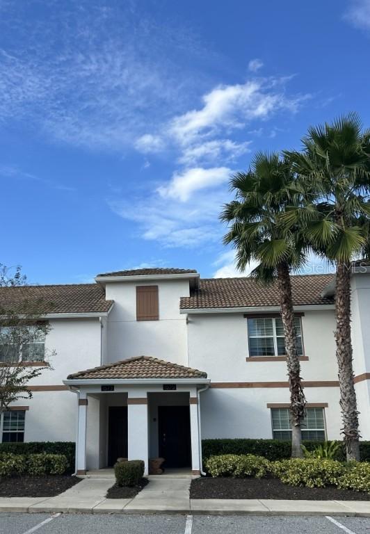 1573 Moon Valley Dr., Davenport, FL 33896