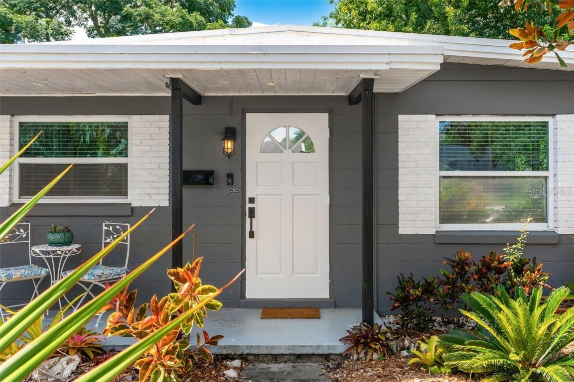 734 Carew Ave., Orlando, FL 32804
