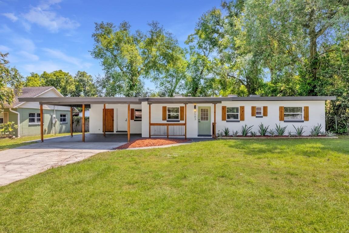 4503 Conway Gardens Rd., Orlando, FL 32806