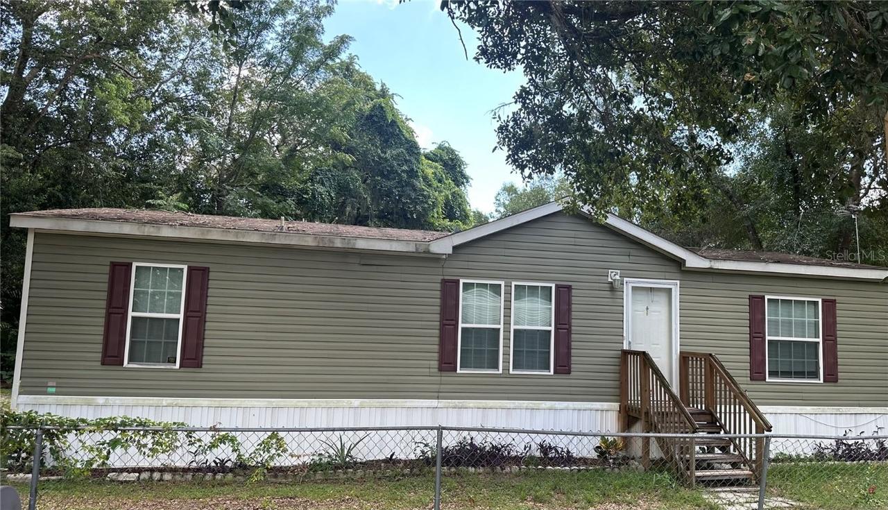 9324 Cemetery Ave., Leesburg, FL 34788