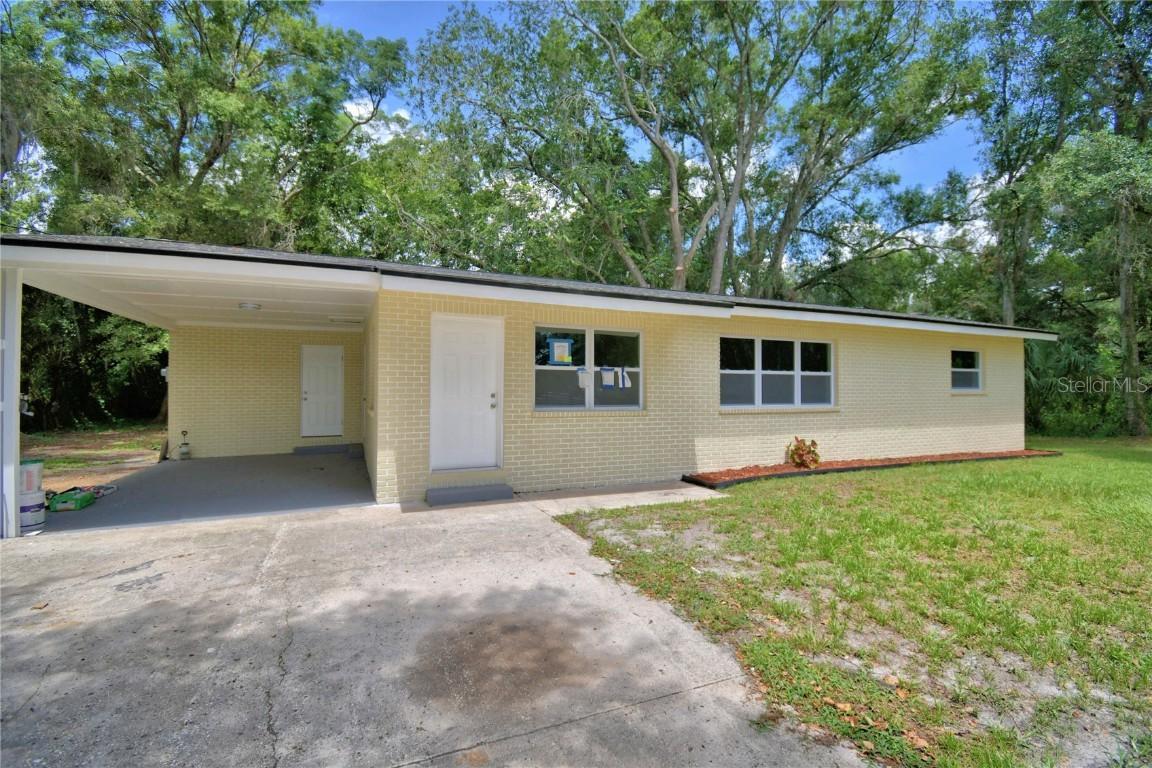902 Palmer Rd., Lakeland, FL 33801