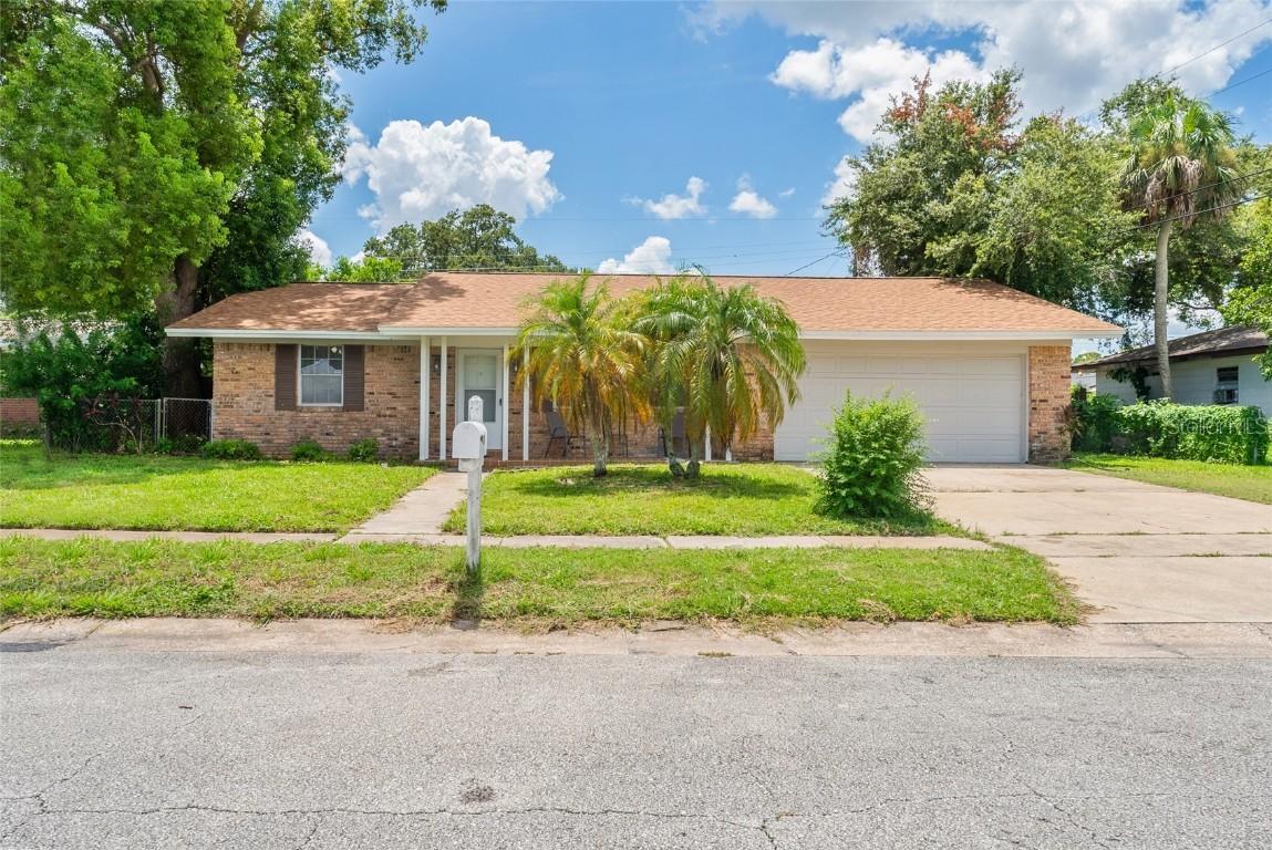 1713 N Eden Cir., Titusville, FL 32796