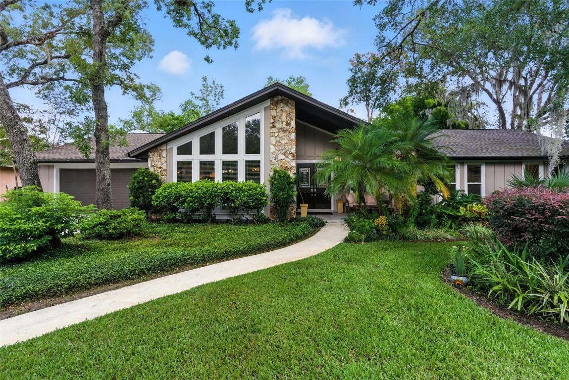 102 Sweetwater Hills Dr., Longwood, FL 32779
