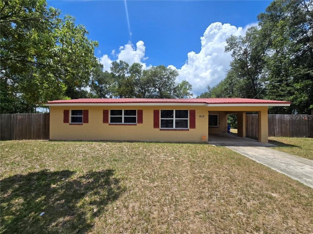 610 Lancaster Ave., Orange City, FL 32763