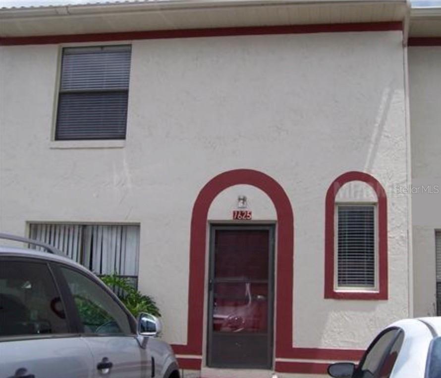 1625 Sandy Point Sq. #63, Orlando, FL 32807