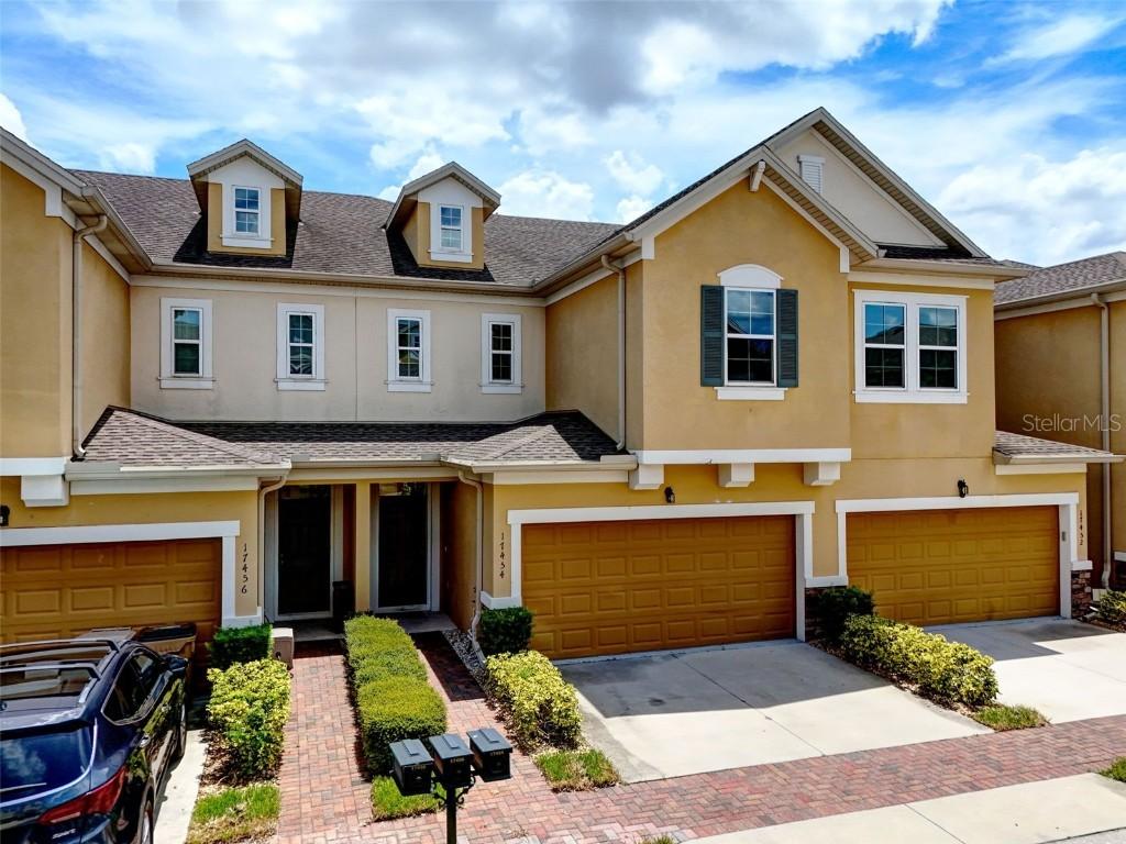 17454 Chateau Pine Way, Clermont, FL 34711