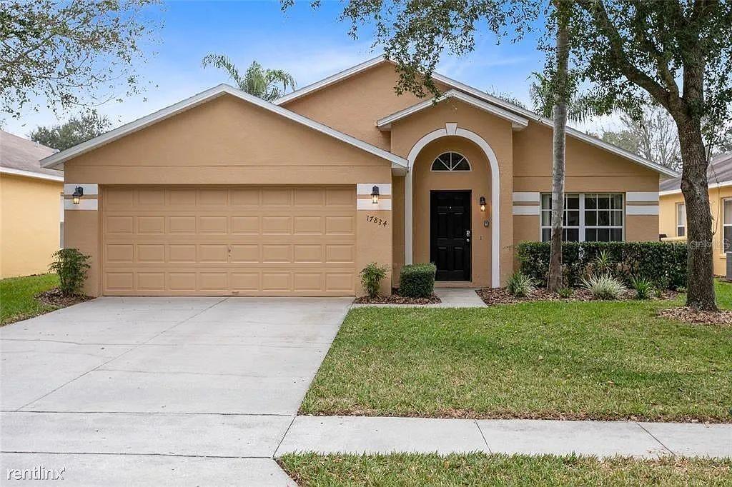 17834 Woodcrest Way, Clermont, FL 34714