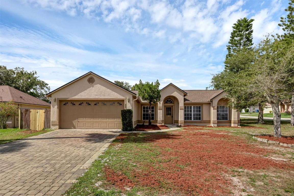 203 Heronwood Cir., Deltona, FL 32725