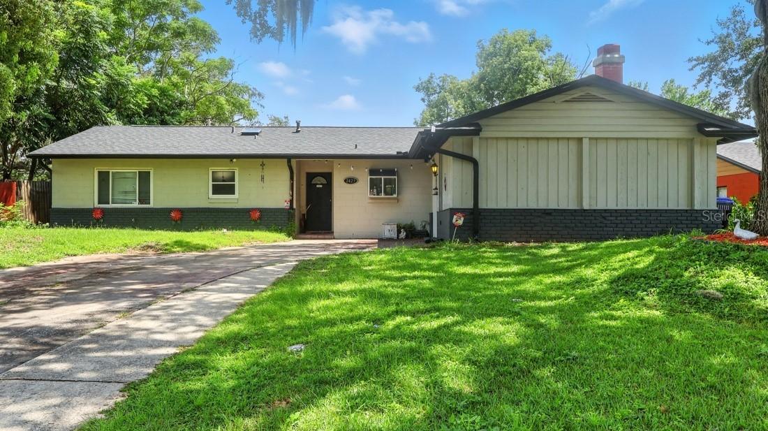 2425 Sandy Ln, Orlando, FL 32808