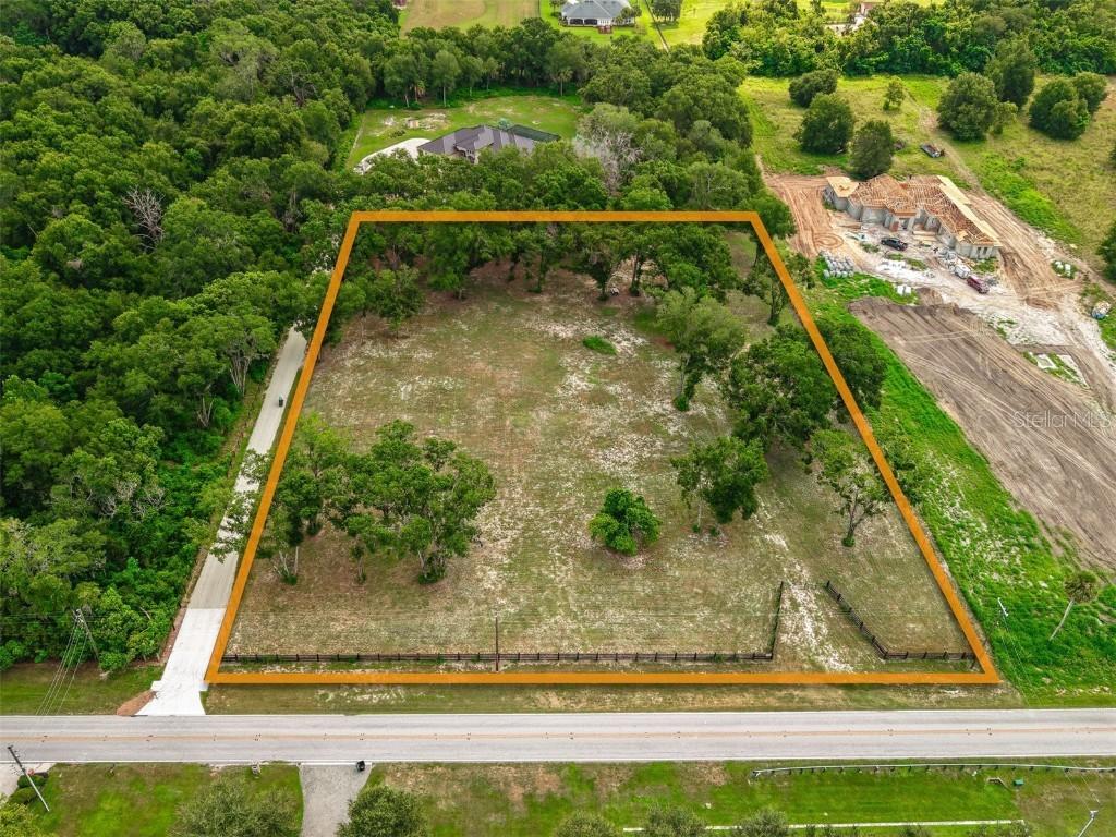 6301 Dora Dr., Mount Dora, FL 32757
