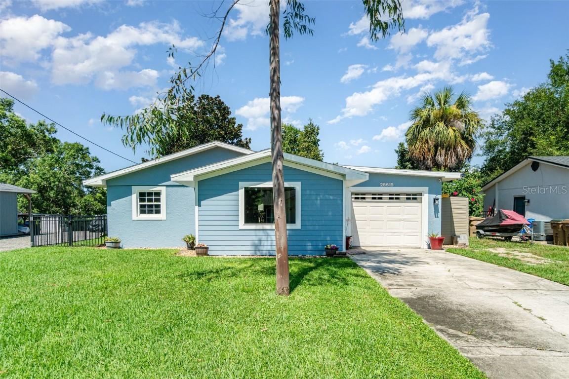 26619 Bimini Dr., Tavares, FL 32778