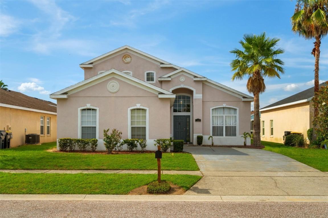 128 Emeraldview Ave., Davenport, FL 33897
