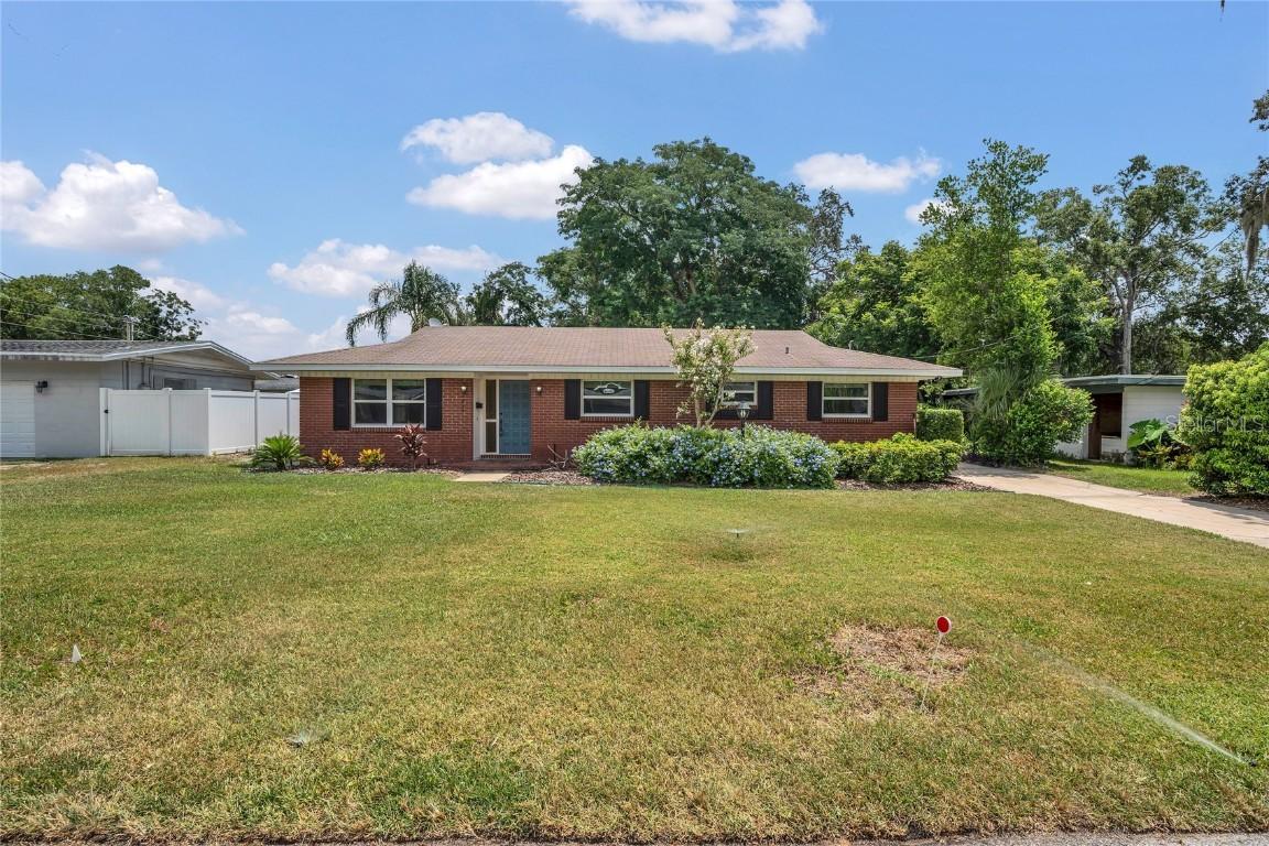 637 Magnolia Dr., Maitland, FL 32751