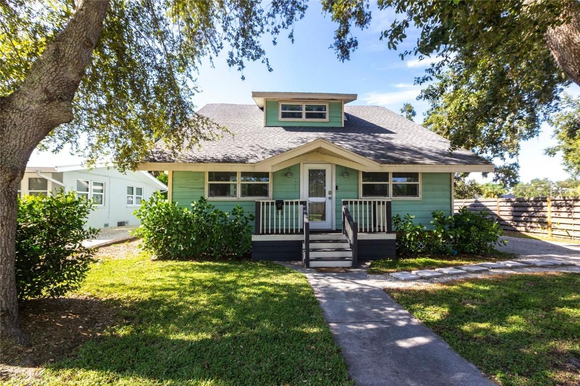 1213 5th St., Palmetto, FL 34221
