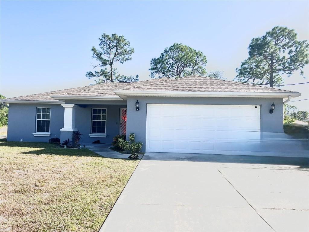 904 Agnes Ave., Lehigh Acres, FL 33971