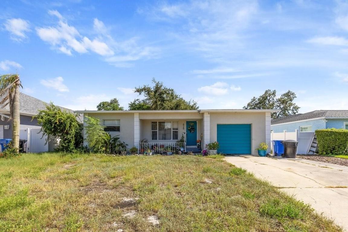 828 50th Ave., St Petersburg, FL 33705