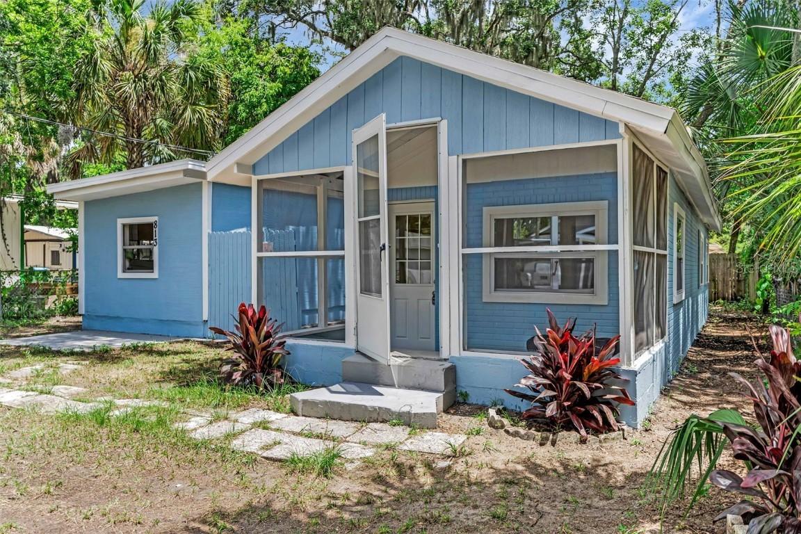 813 Magnolia Ave., Holly Hill, FL 32117