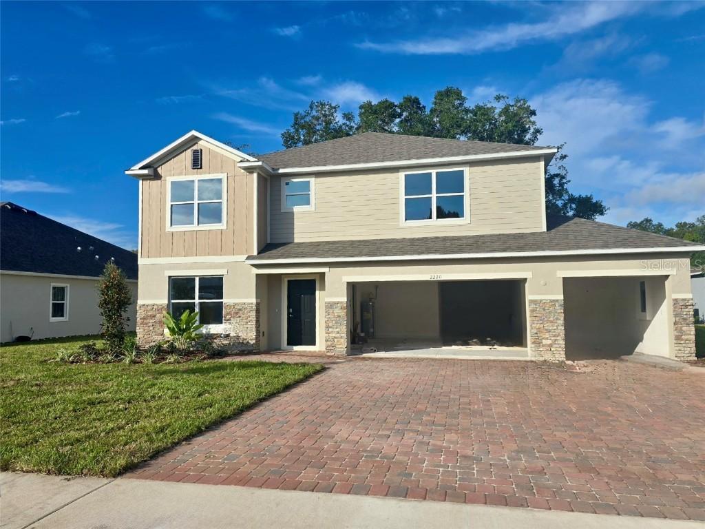 2220 Elegant Manor Cir., Edgewater, FL 32141