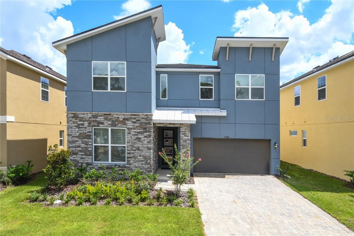 8944 Coconut Breeze Dr., Kissimmee, FL 34747