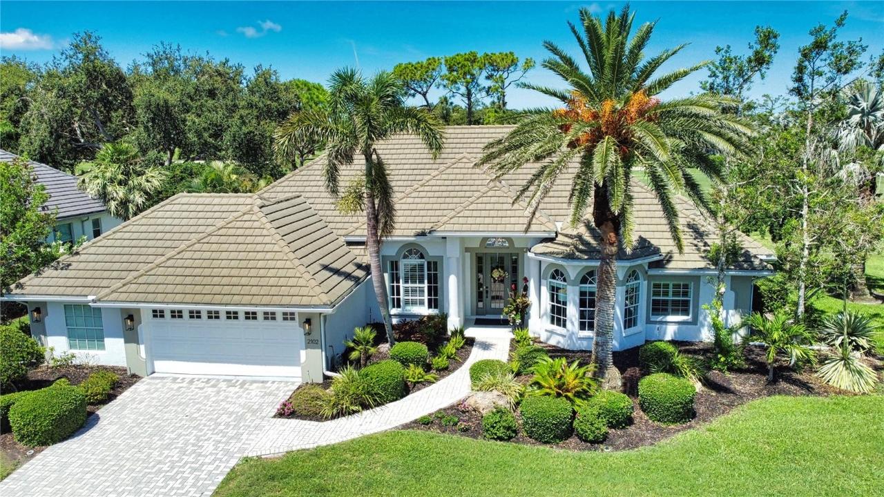 2102 Muskogee Tr., Nokomis, FL 34275
