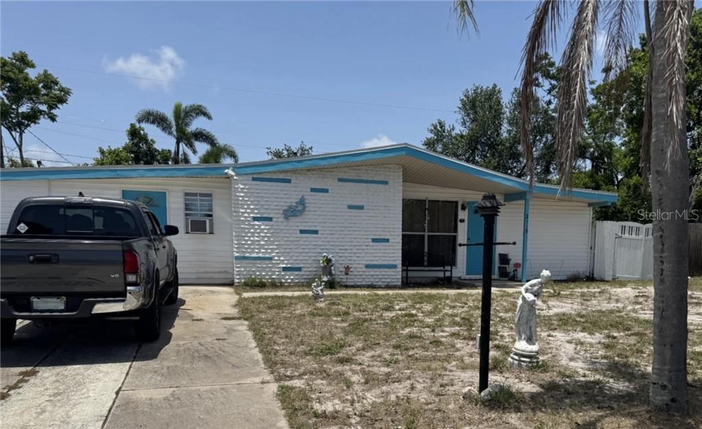 2119 N Wellesley Dr., Bradenton, FL 34207