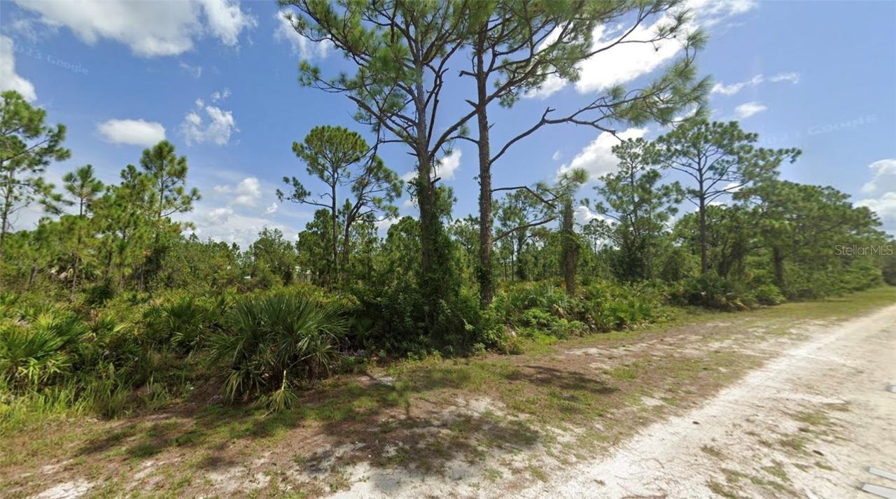 27424 Nassau Dr., Punta Gorda, FL 33955
