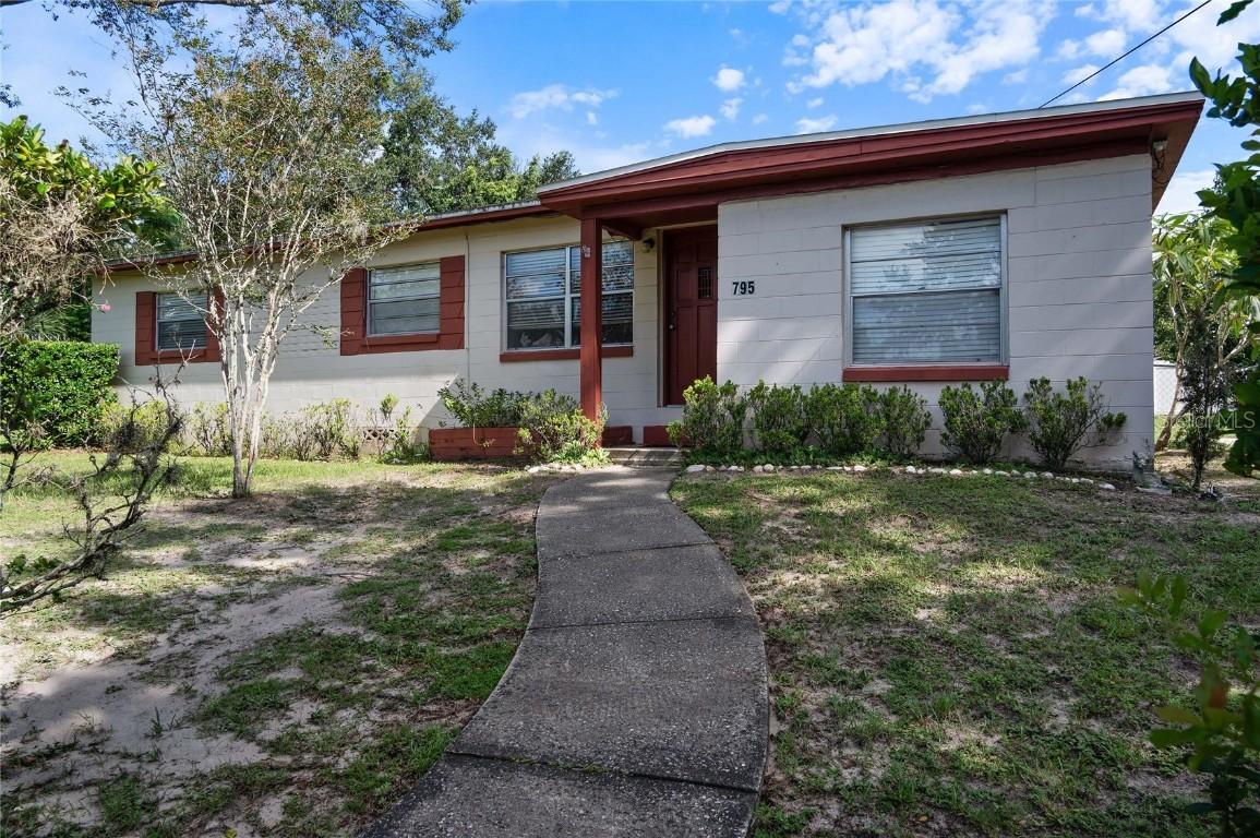 795 Little Wekiwa Dr., Altamonte Springs, FL 32714