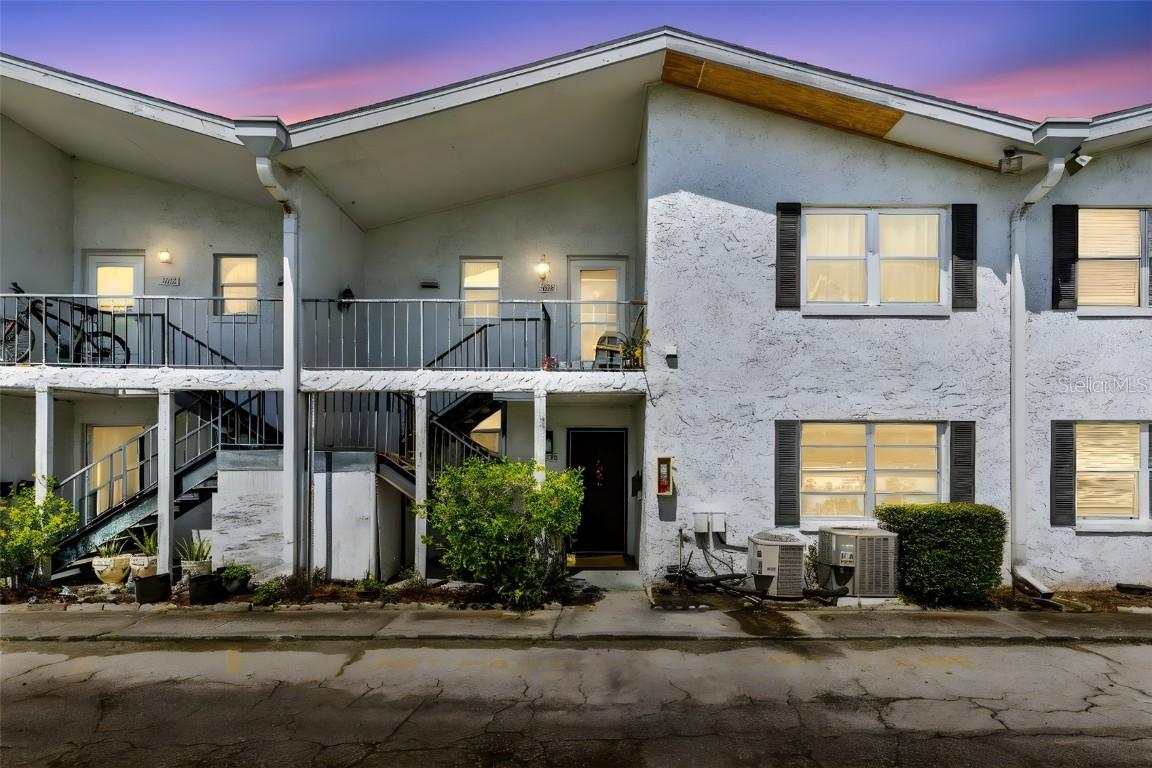1806 Amberly Ave. #F46, Orlando, FL 32822