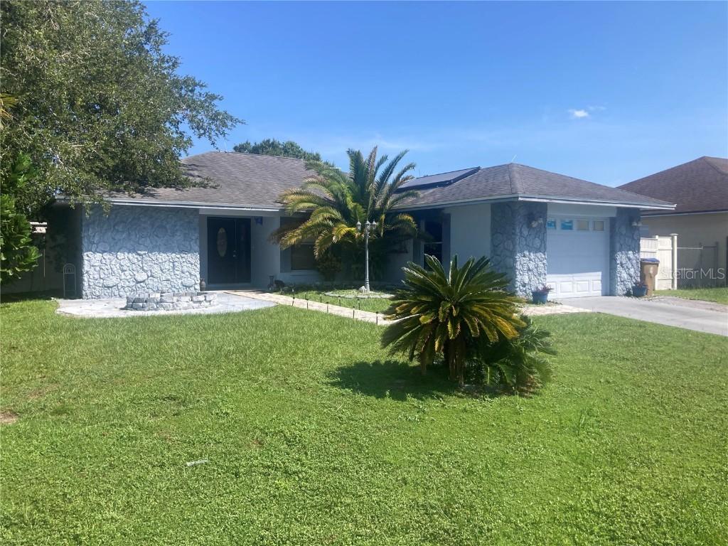 303 Cocoa Ct., Kissimmee, FL 34758