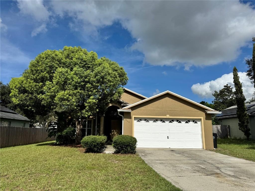 1564 Palmstone Dr., Apopka, FL 32703