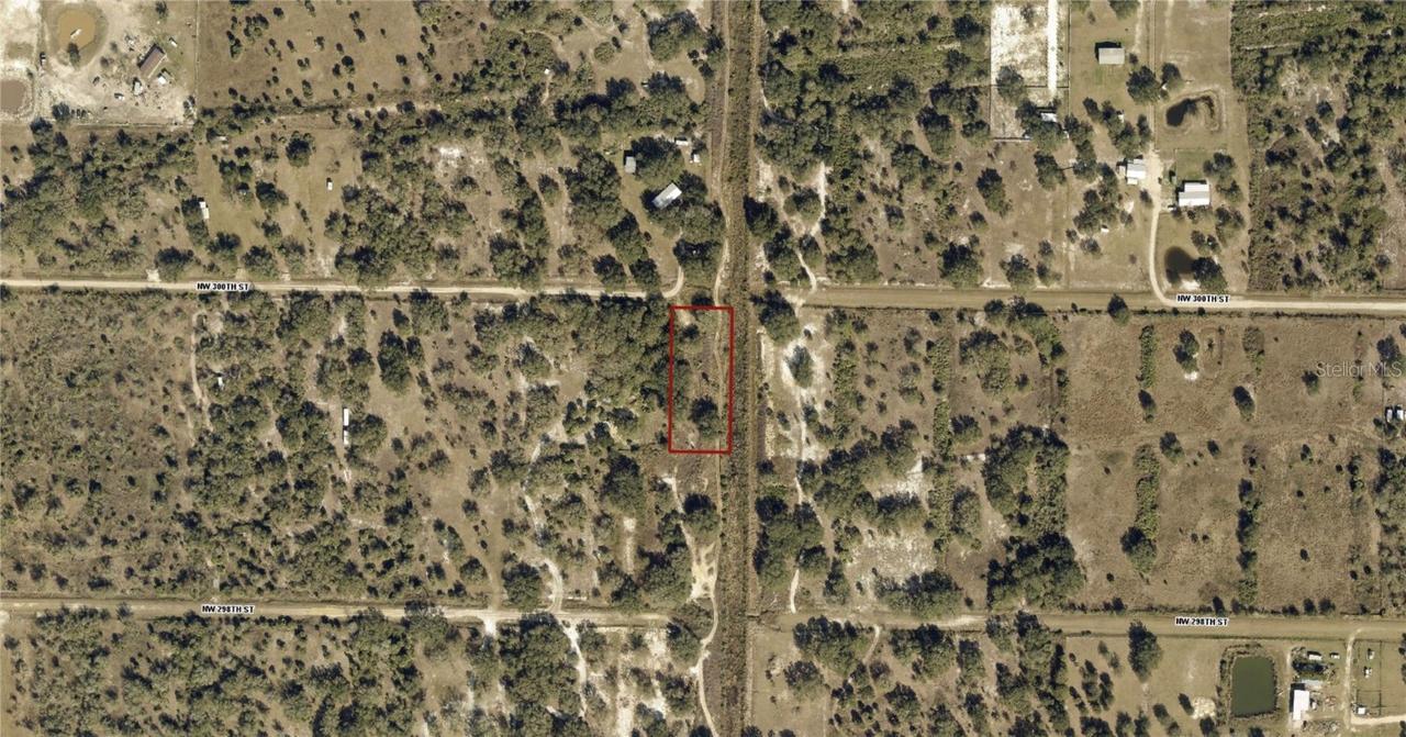 20018 NW 300th St., Okeechobee, FL 34972