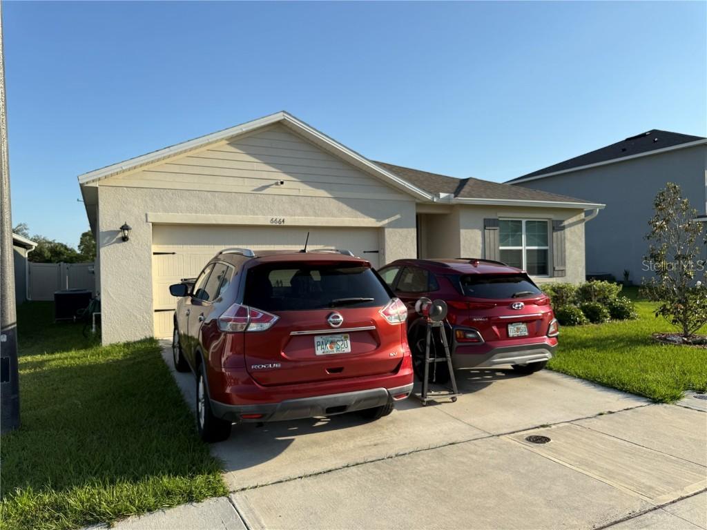 6664 Coral Berry Dr., Mount Dora, FL 32757