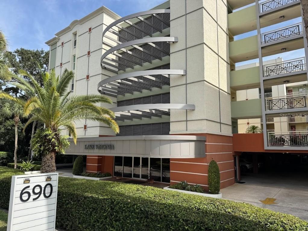 690 Osceola Ave. #209, Winter Park, FL 32789