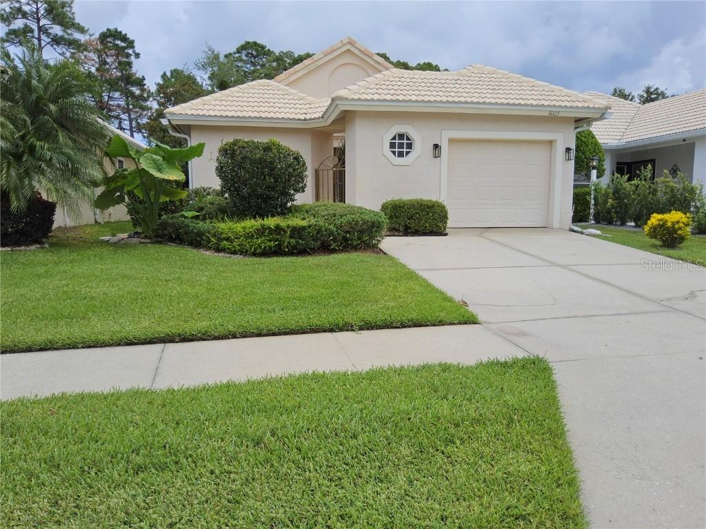 8023 St. Andrews Way, Mount Dora, FL 32757