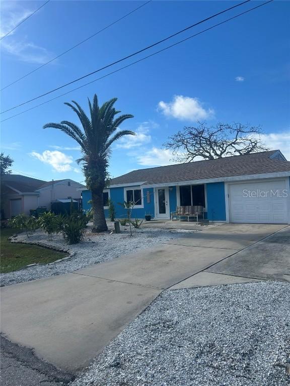 18566 Van Nuys Cir., Port Charlotte, FL 33948