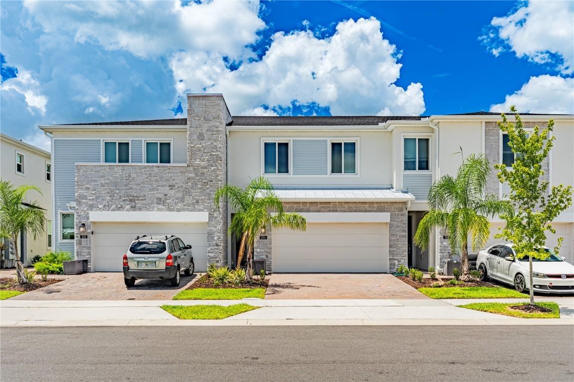 294 Bogey Dr., Davenport, FL 33896