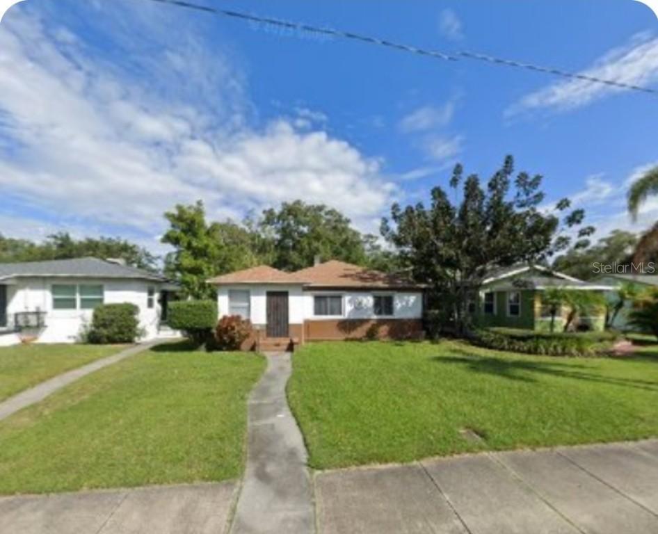 869 21st Ave., St Petersburg, FL 33705