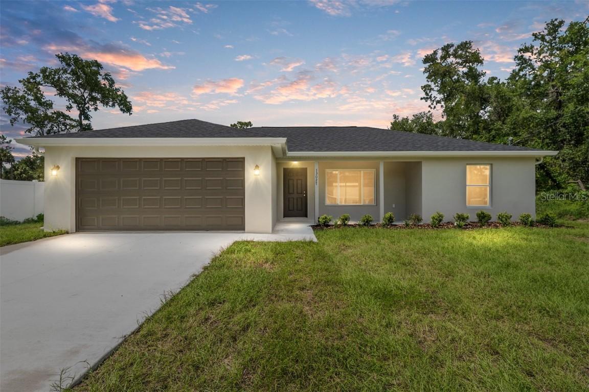 13027 NE 5th Pl., Silver Springs, FL 34488