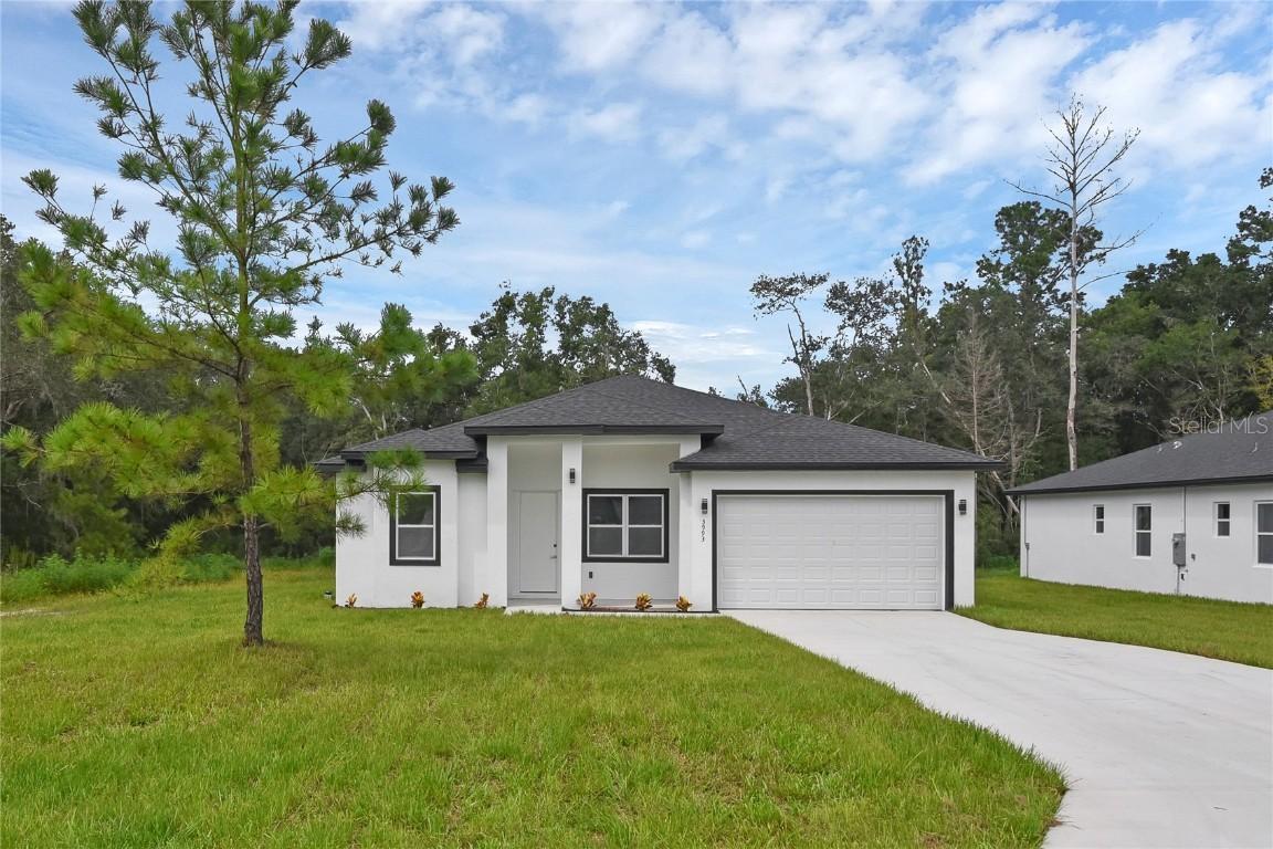 22403 SW Rainbow Lakes Blvd., Dunnellon, FL 34431