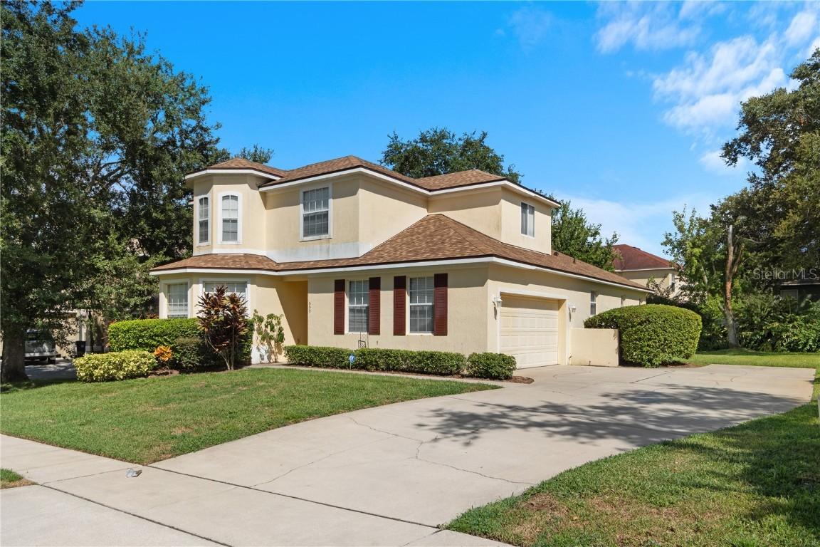 559 Hiawatha Palm Pl., Apopka, FL 32712