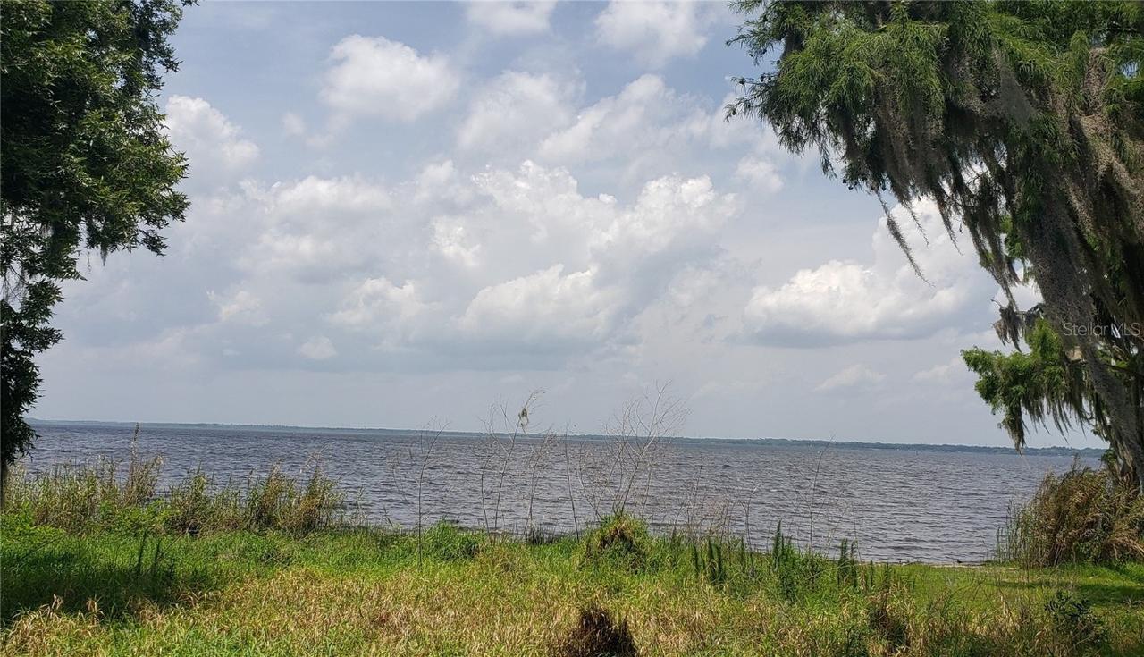 1324 Sioux Tr., Deltona, FL 32725