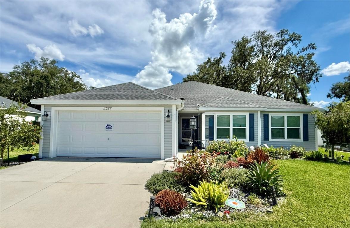 11387 Zimmerman Path, Oxford, FL 34484