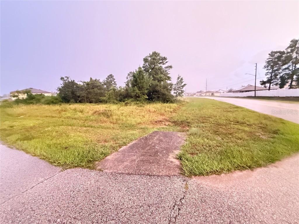 2 Redwood Ct., Kissimmee, FL 34759