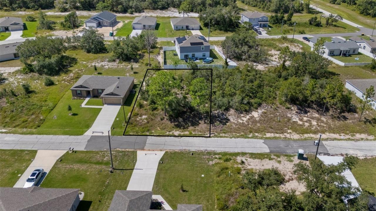412 Caribbean Ct., Kissimmee, FL 34759