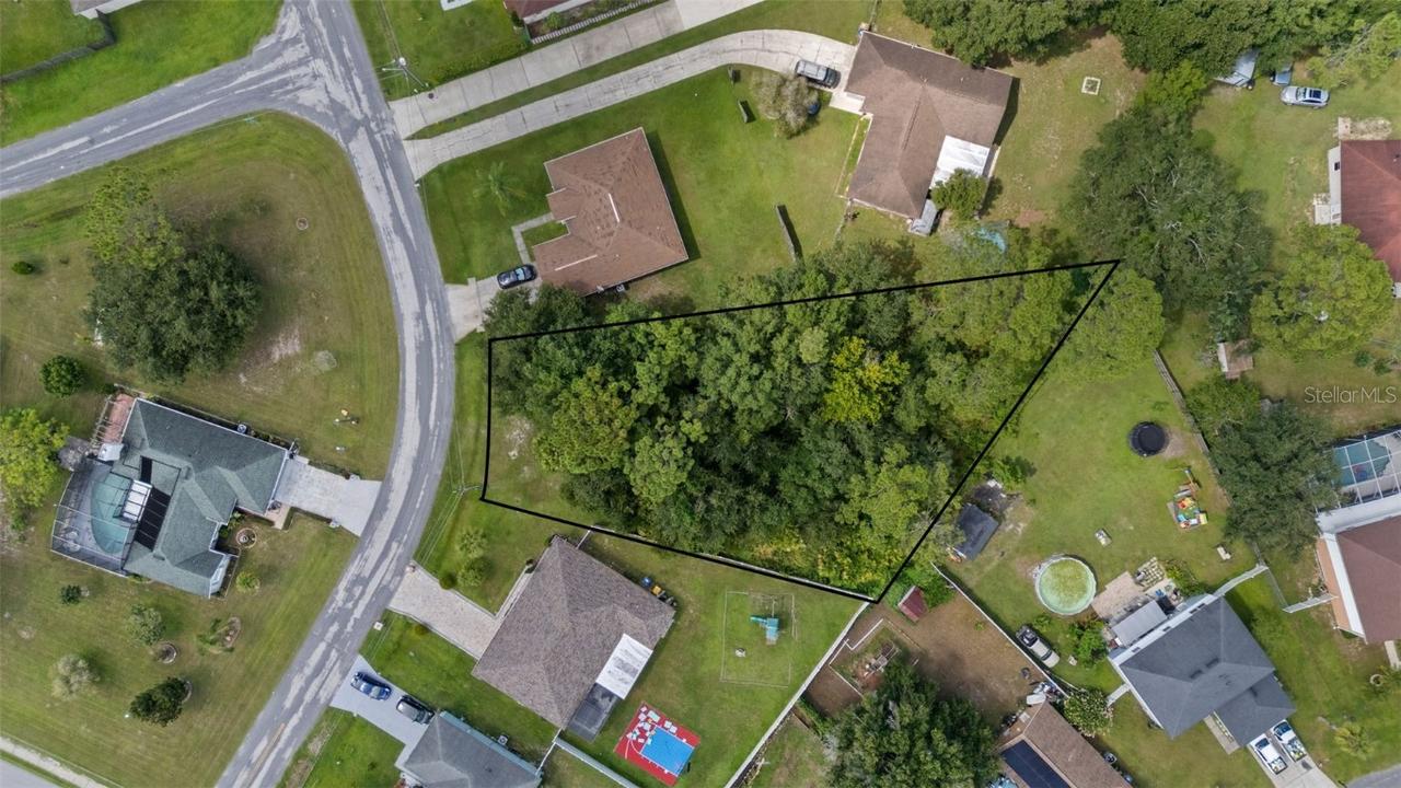 1306 Burnley Ct., Kissimmee, FL 34758