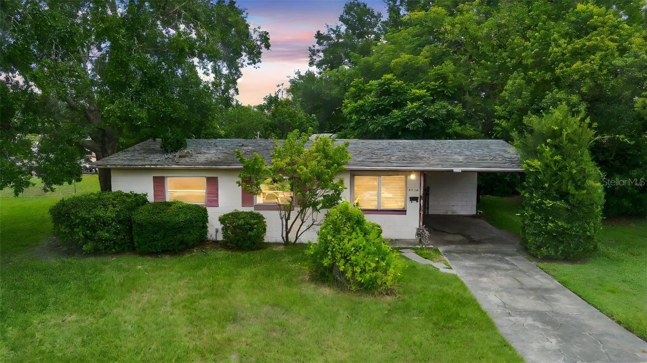 5112 Cliveden Dr., Orlando, FL 32812