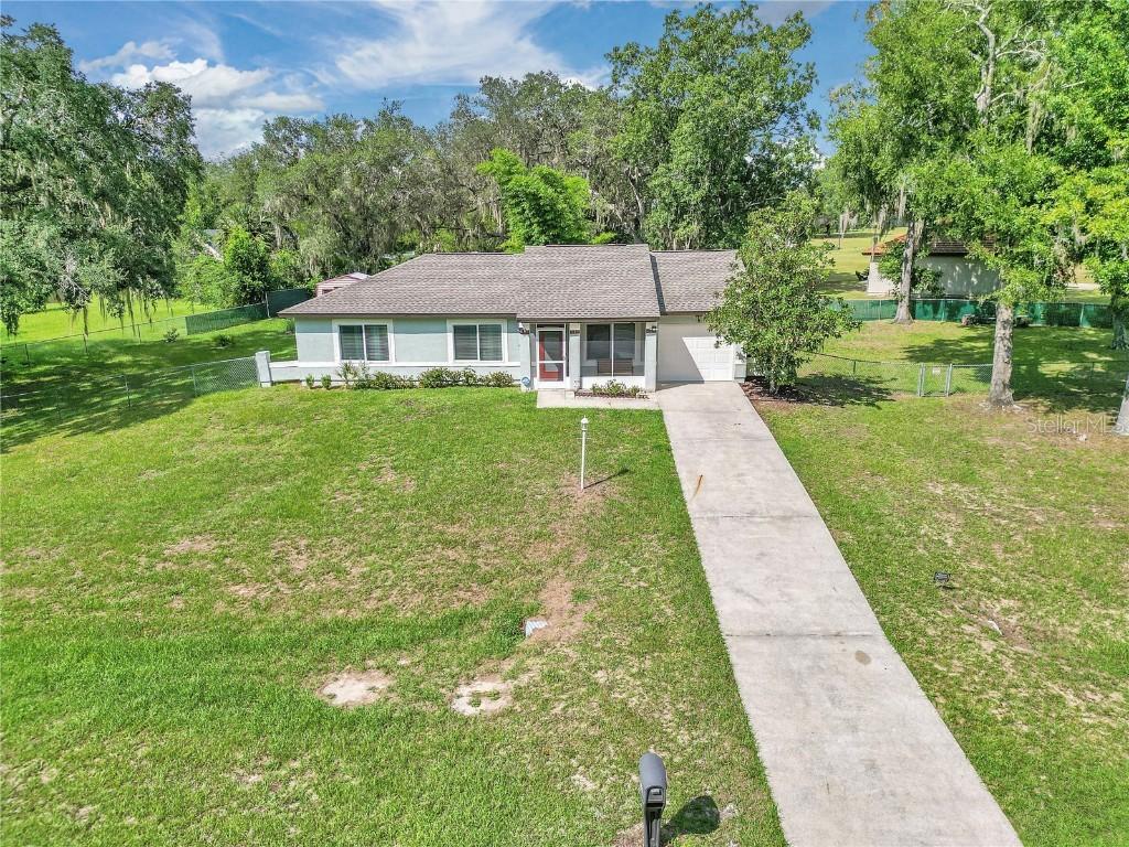 814 NE Oak Rd., Ocala, FL 34472