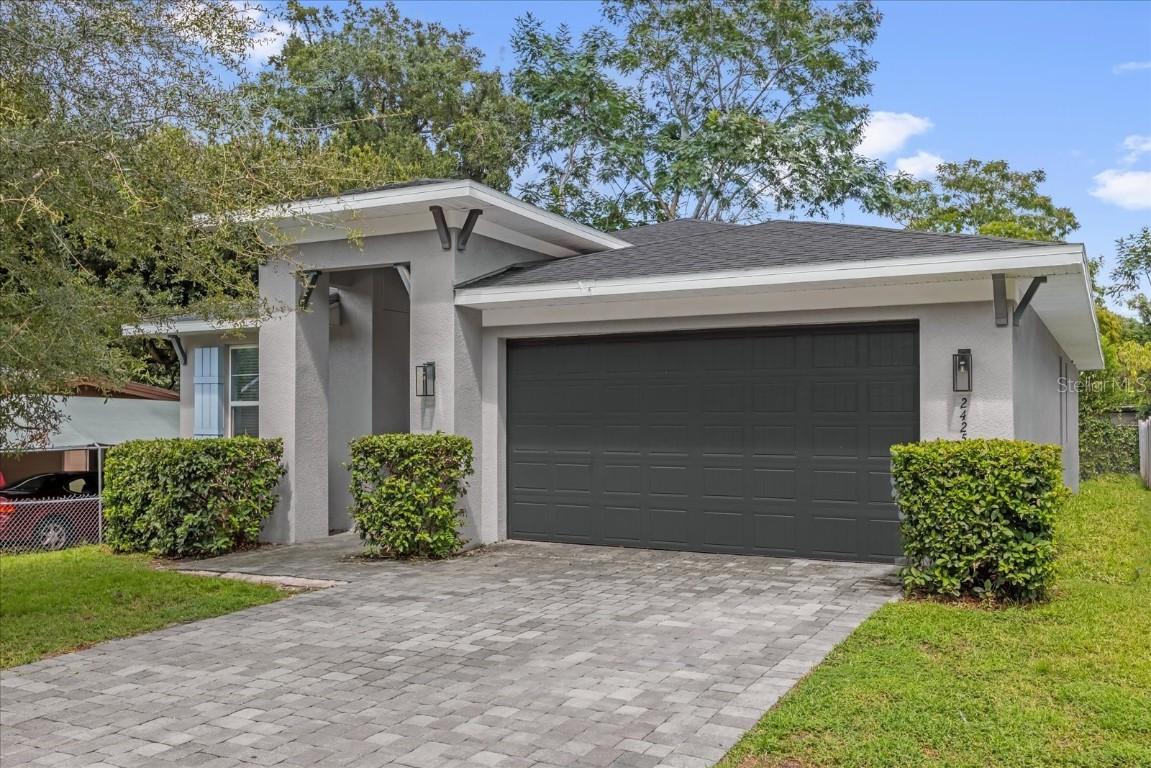 2425 Newberry St., Orlando, FL 32806