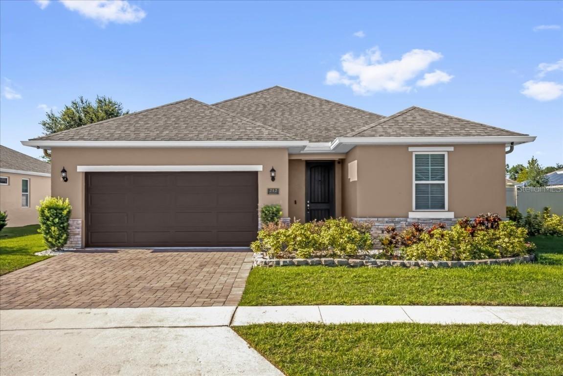 212 Messina Pl., Howey In The Hills, FL 34737