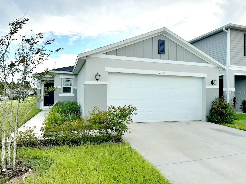 1247 Papaya Cir., Davenport, FL 33897